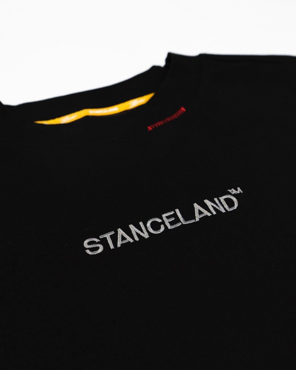 THE CLASSIC BLACK