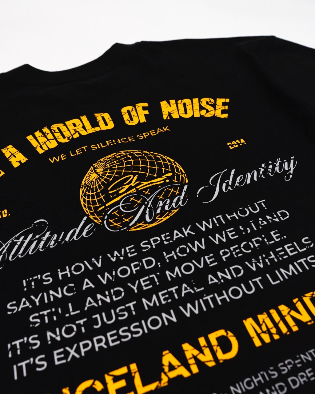 WORLD OF NOISE T-SHIRT