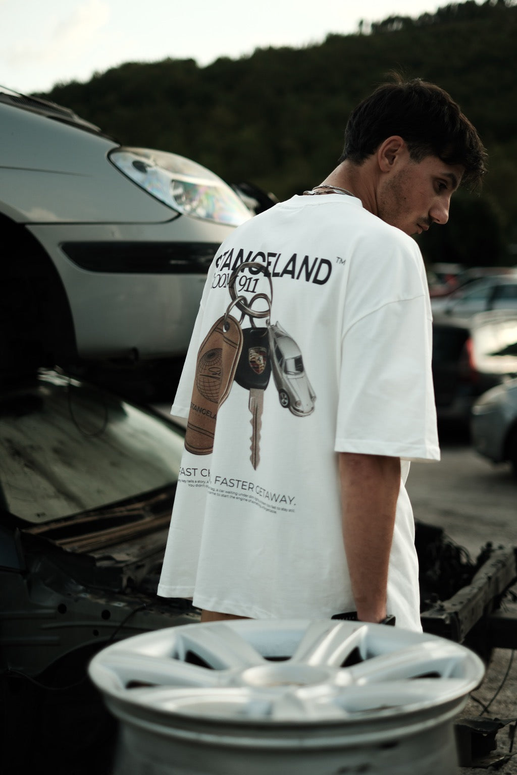 ROOM911 T-SHIRT