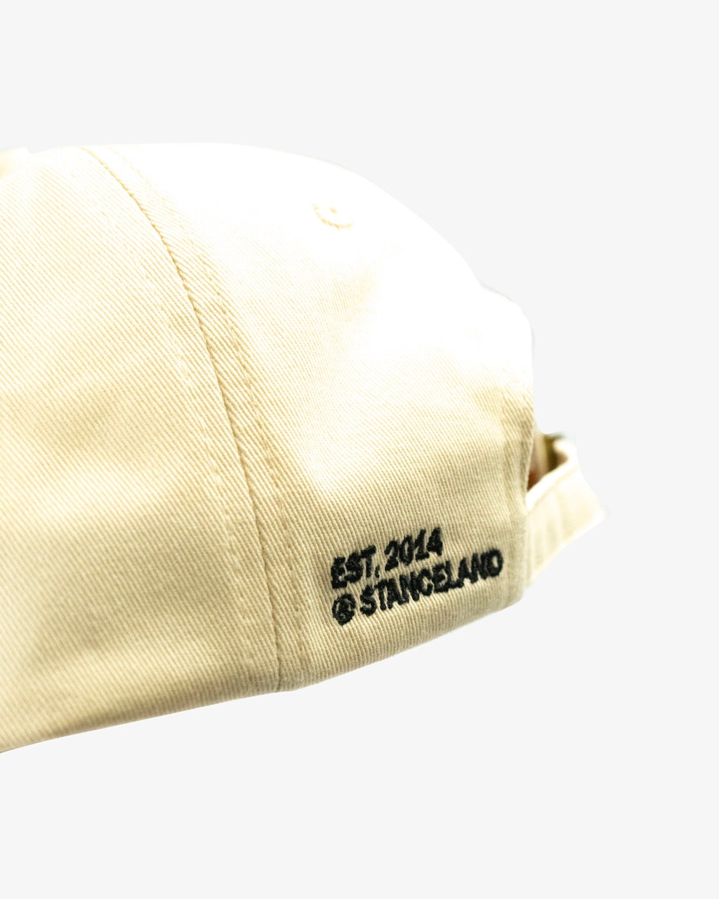 BEIGE BASEBALL HAT BROWN BRIM